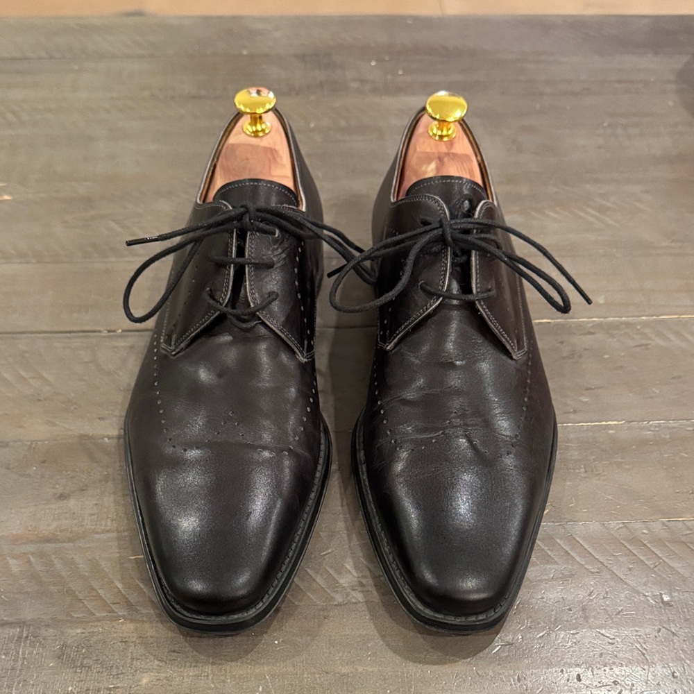 Magnanni Black Leather Oxfords